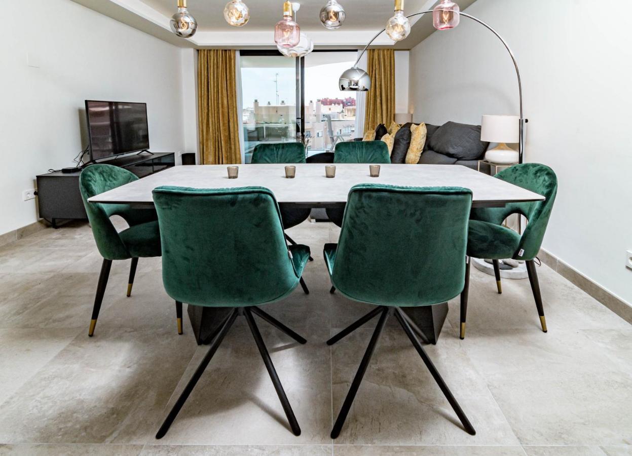 Inf45P- Modern 3 Bed City Apartment Next To Beach Estepona Extérieur photo